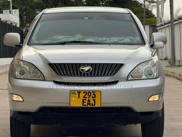 Toyota Harrier 2006