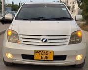 Toyota IST 2005 White for sale