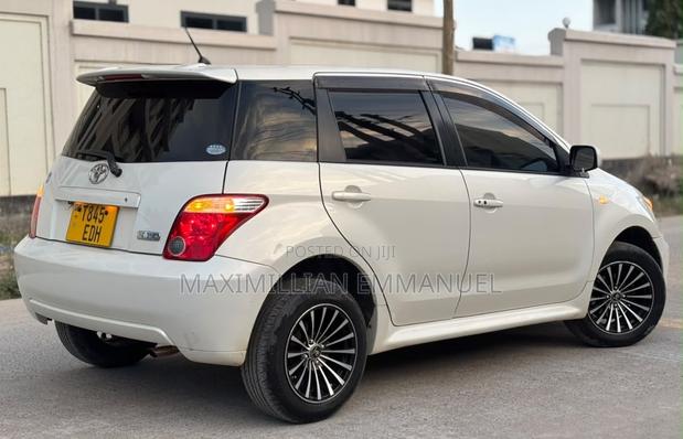 Toyota IST 2005 White
