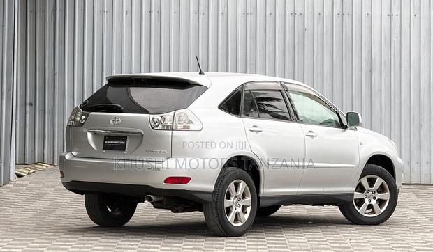 Toyota Harrier 2006