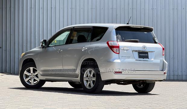 Toyota Vanguard 2008