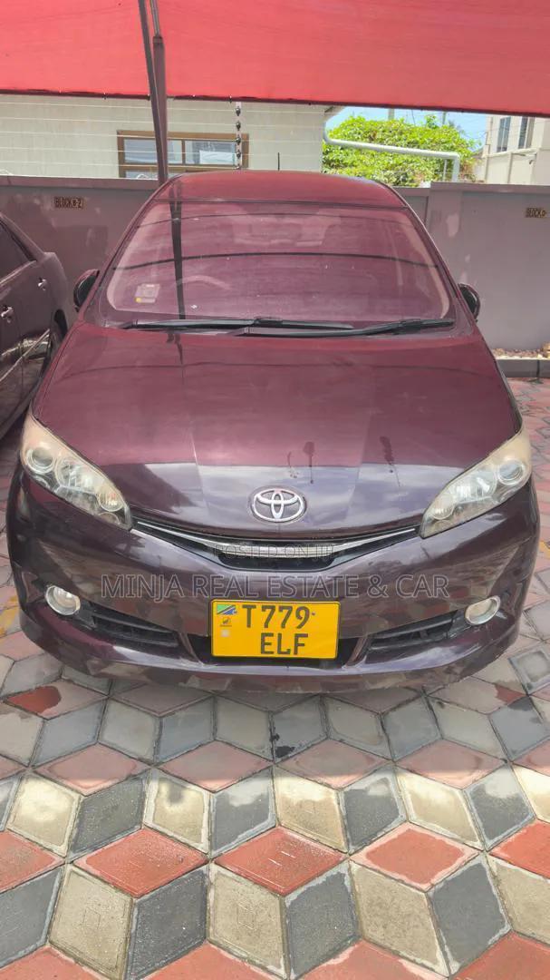 Toyota Wish 2014