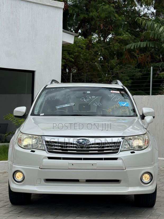 Subaru Forester 2010 White