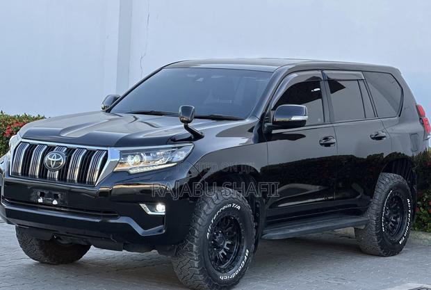 Toyota Land Cruiser Prado 3.0 172hp 2020 Black
