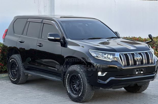 Toyota Land Cruiser Prado 3.0 172hp 2020 Black