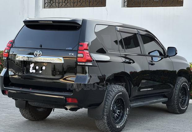 Toyota Land Cruiser Prado 3.0 172hp 2020 Black