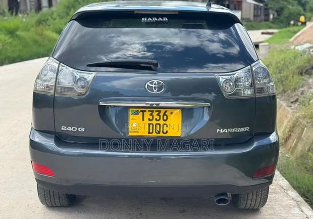 Toyota Harrier 2003 Gray