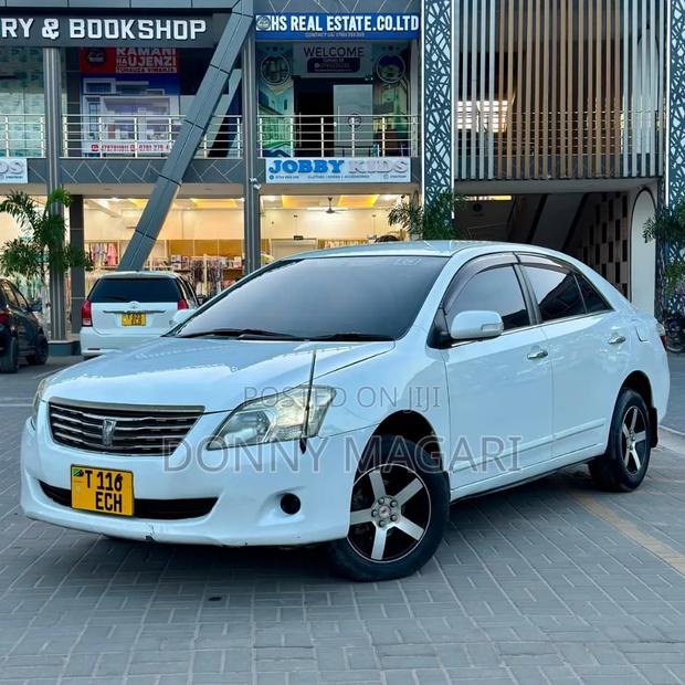 Toyota Premio 2010 White