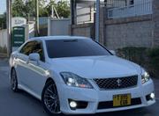Toyota Crown 2011 White for sale