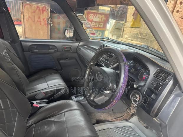 Toyota RAV4 2004 White