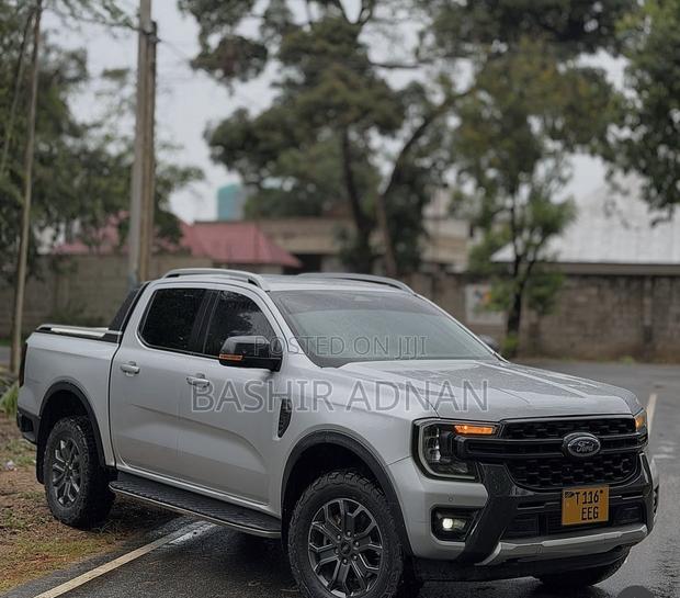 Ford Ranger Wildtrak 2023 Silver
