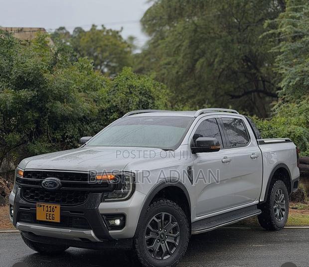 Ford Ranger Wildtrak 2023 Silver