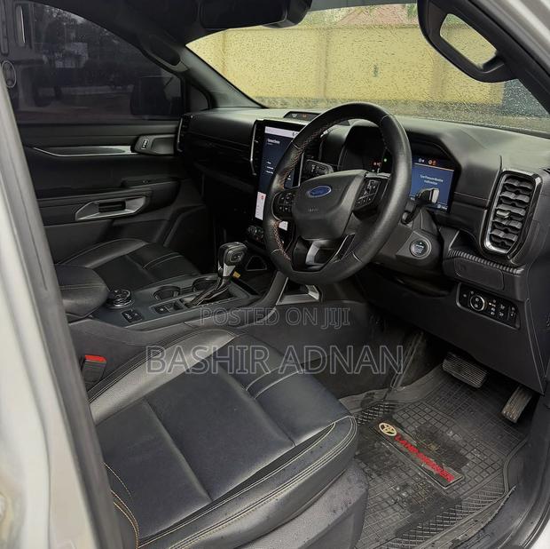 Ford Ranger Wildtrak 2023 Silver