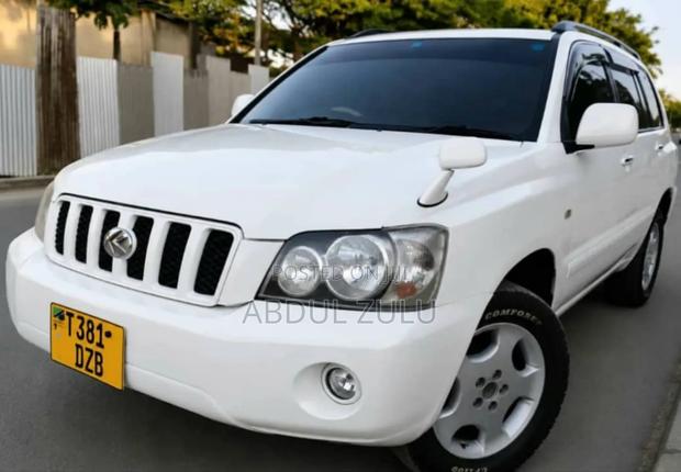 Toyota Kluger 2006 White