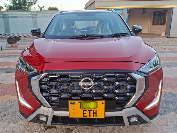 New Nissan Magnite 1.0 Petrol FWD 2025 Maroon