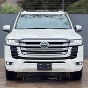 Toyota Land Cruiser 2024 White for sale