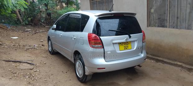 Toyota Corolla Spacio 2003 Silver
