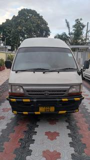 Toyota Grand HiAce 2000 White for sale