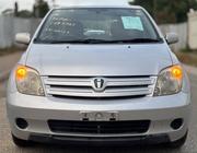 Toyota IST 2004 Black for sale