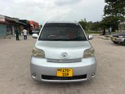 Toyota Porte 2004 Silver for sale