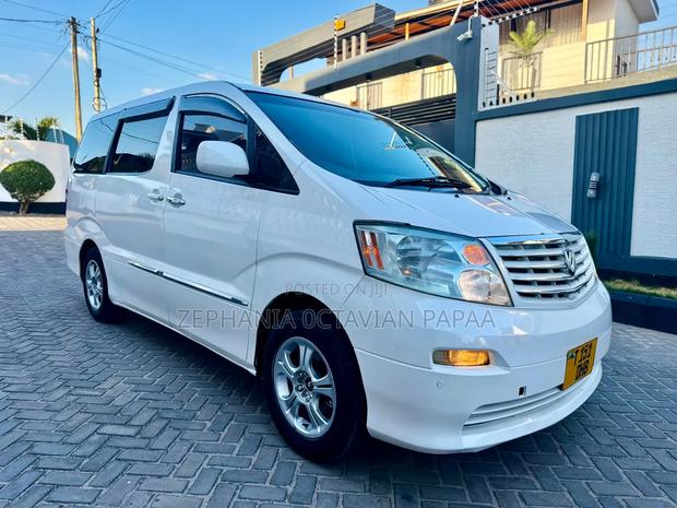 Toyota Alphard 2004 White