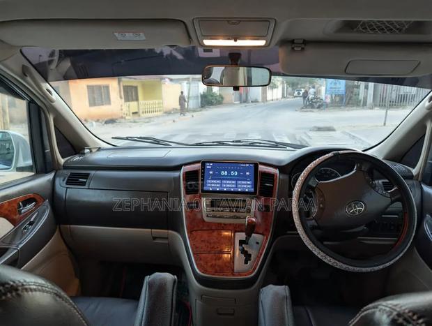 Toyota Alphard 2007 White