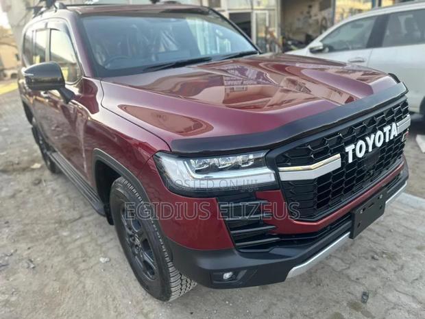 Toyota Land Cruiser 2024 Maroon