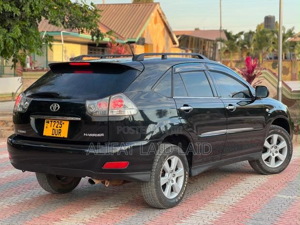 Toyota Harrier 2006 Black