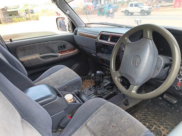 Toyota Land Cruiser Prado 2001 Silver