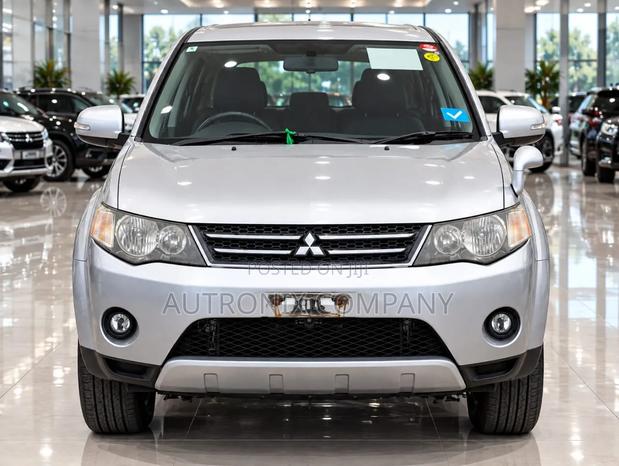 Mitsubishi Outlander XLS 2010 Silver