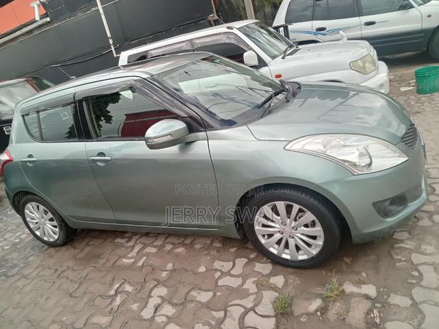 Suzuki Swift 2013 Green