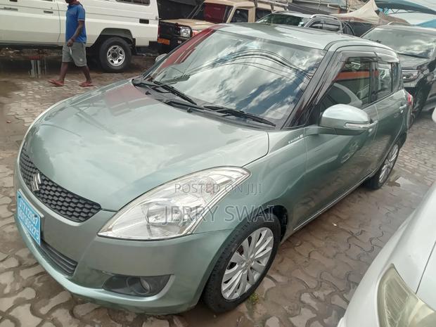 Suzuki Swift 2013 Green
