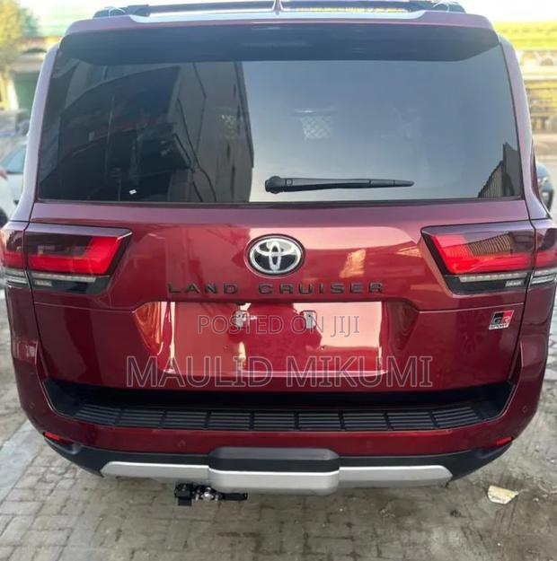 Toyota Land Cruiser 2024 Maroon