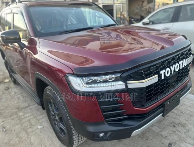 Toyota Land Cruiser 2024 Maroon