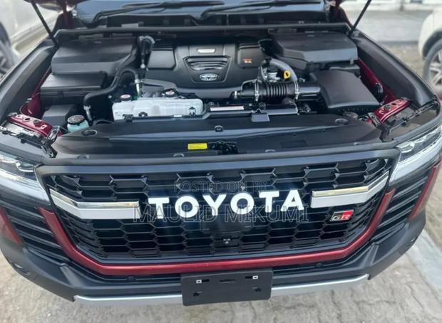 Toyota Land Cruiser 2024 Maroon