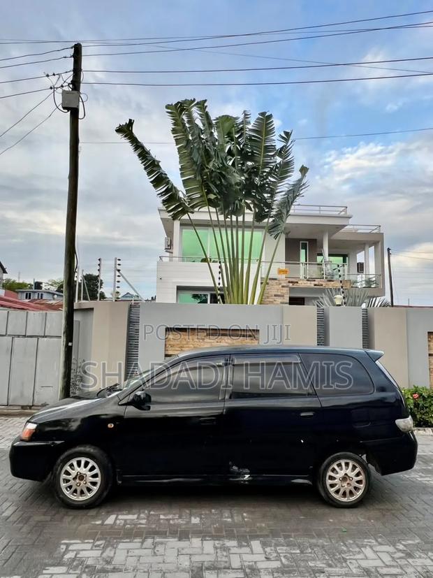 Toyota Gaia 2007 Black