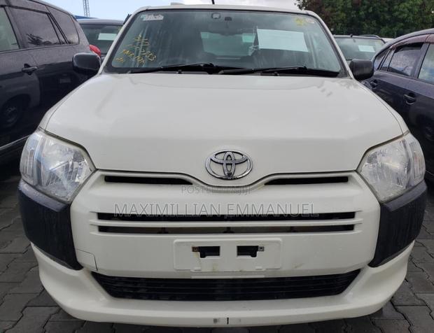 Toyota Probox 2006 White
