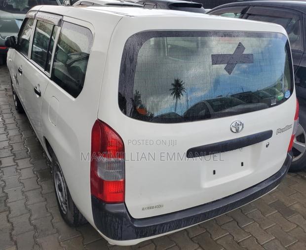 Toyota Probox 2006 White
