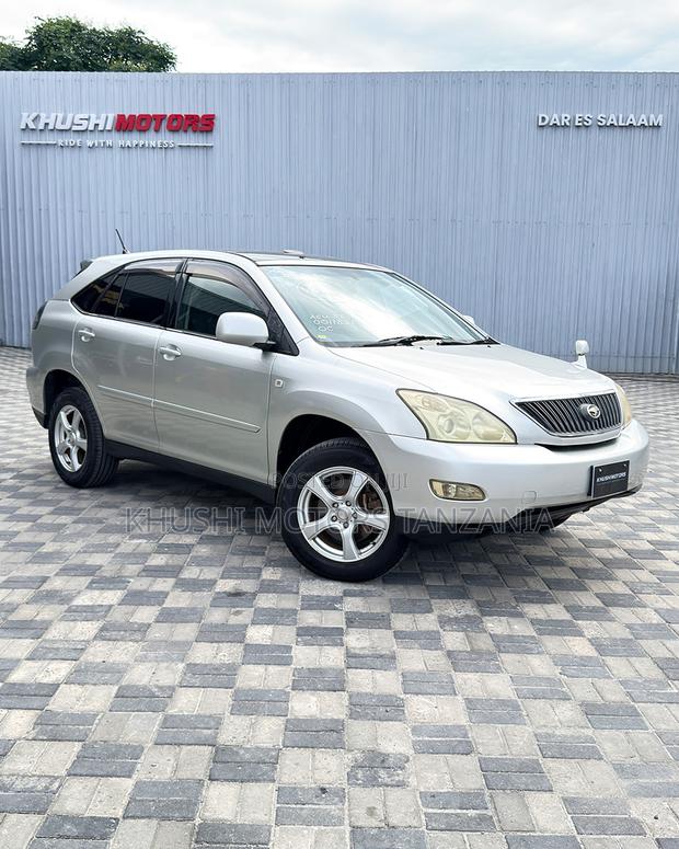 Toyota Harrier 2005