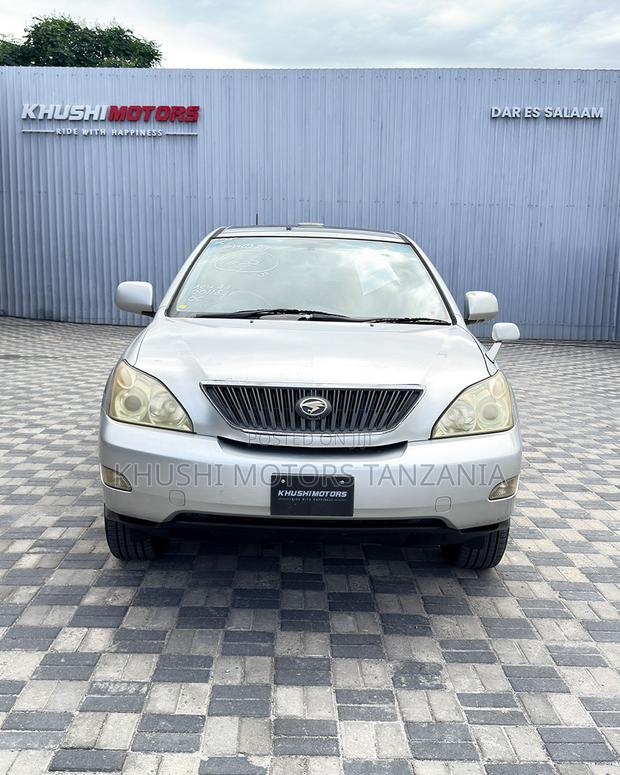 Toyota Harrier 2005