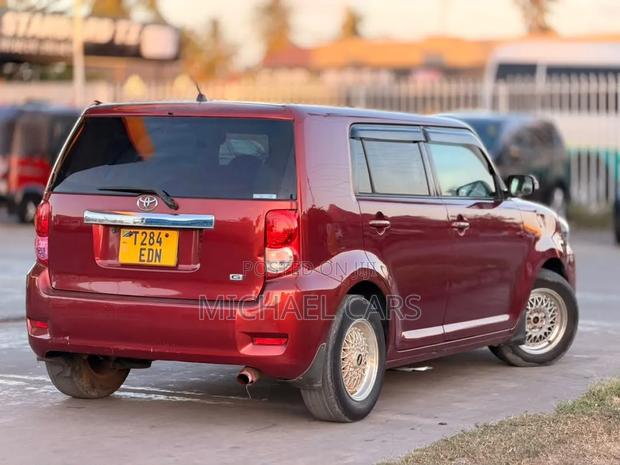 Toyota Rumion 1.5 FWD 2023 Red