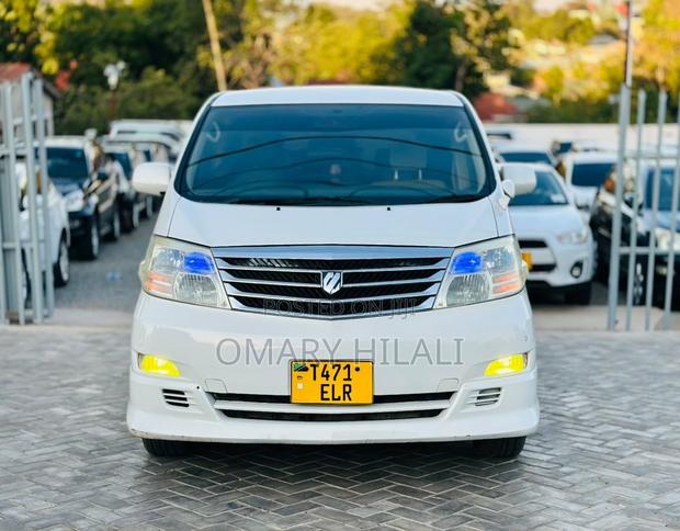 Toyota Alphard 2006 White