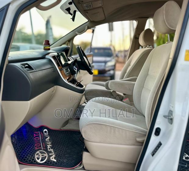 Toyota Alphard 2006 White