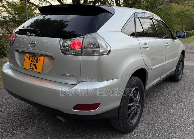 Toyota Harrier 2007 Silver
