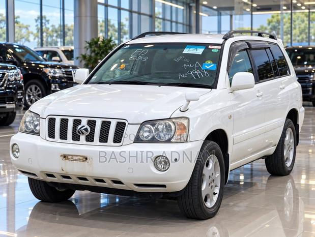 Toyota Kluger 2001 White