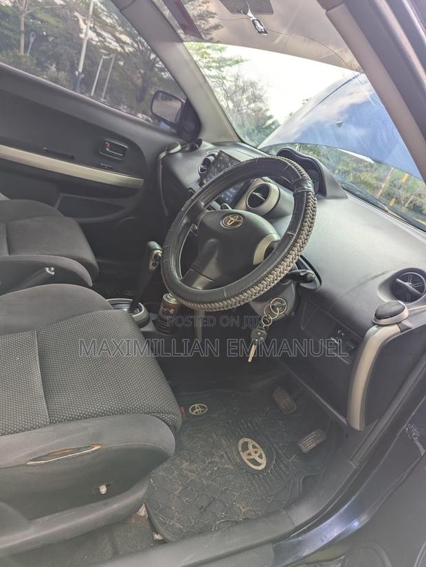 Toyota IST 2004 Blue