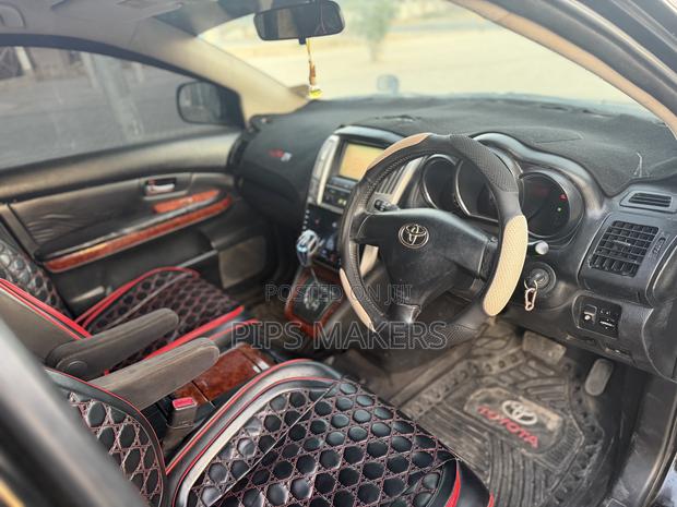 Toyota Harrier 2004 Black