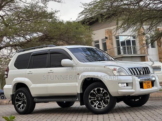 Toyota Land Cruiser Prado 2005 Pearl