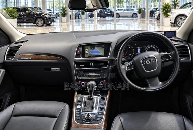 Audi Q5 2009 Silver