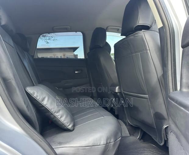 Mitsubishi RVR 2.0 2011 Silver